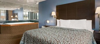 Days Inn by Wyndham Willoughby/Cleveland