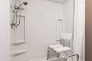 Toallas y papel higiénico