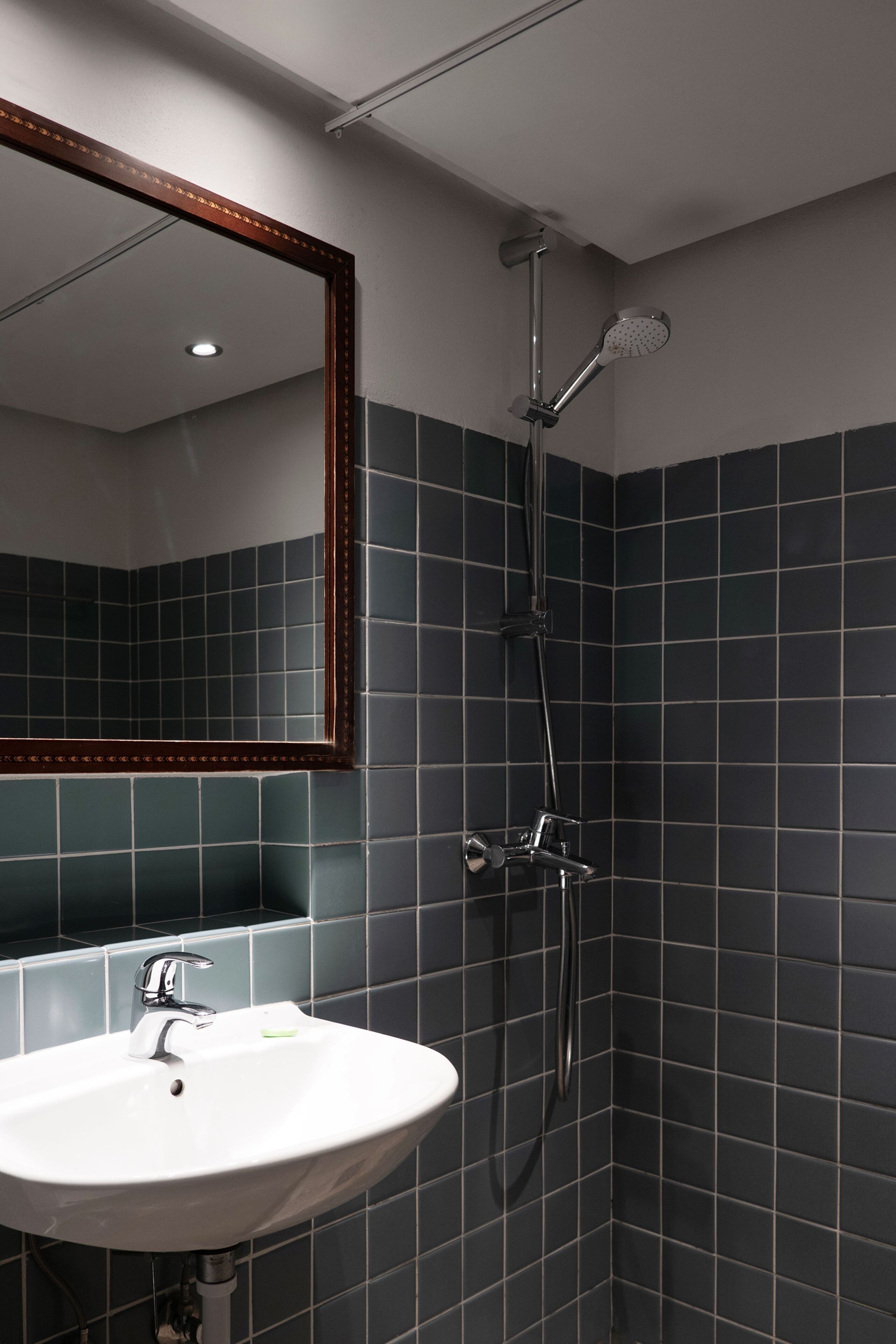 standard double room, sea view | bathroom | free toiletries, hair dryer, towels, soap