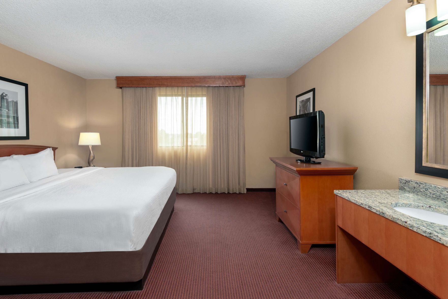 1 bedroom, pillow-top beds, in-room safe, desk