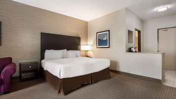 Chambre Affaires, 1 trÚs grand lit, non-fumeurs, réfrigérateur (with Sofabed) | Bureau, espace de travail pour ordinateur portable