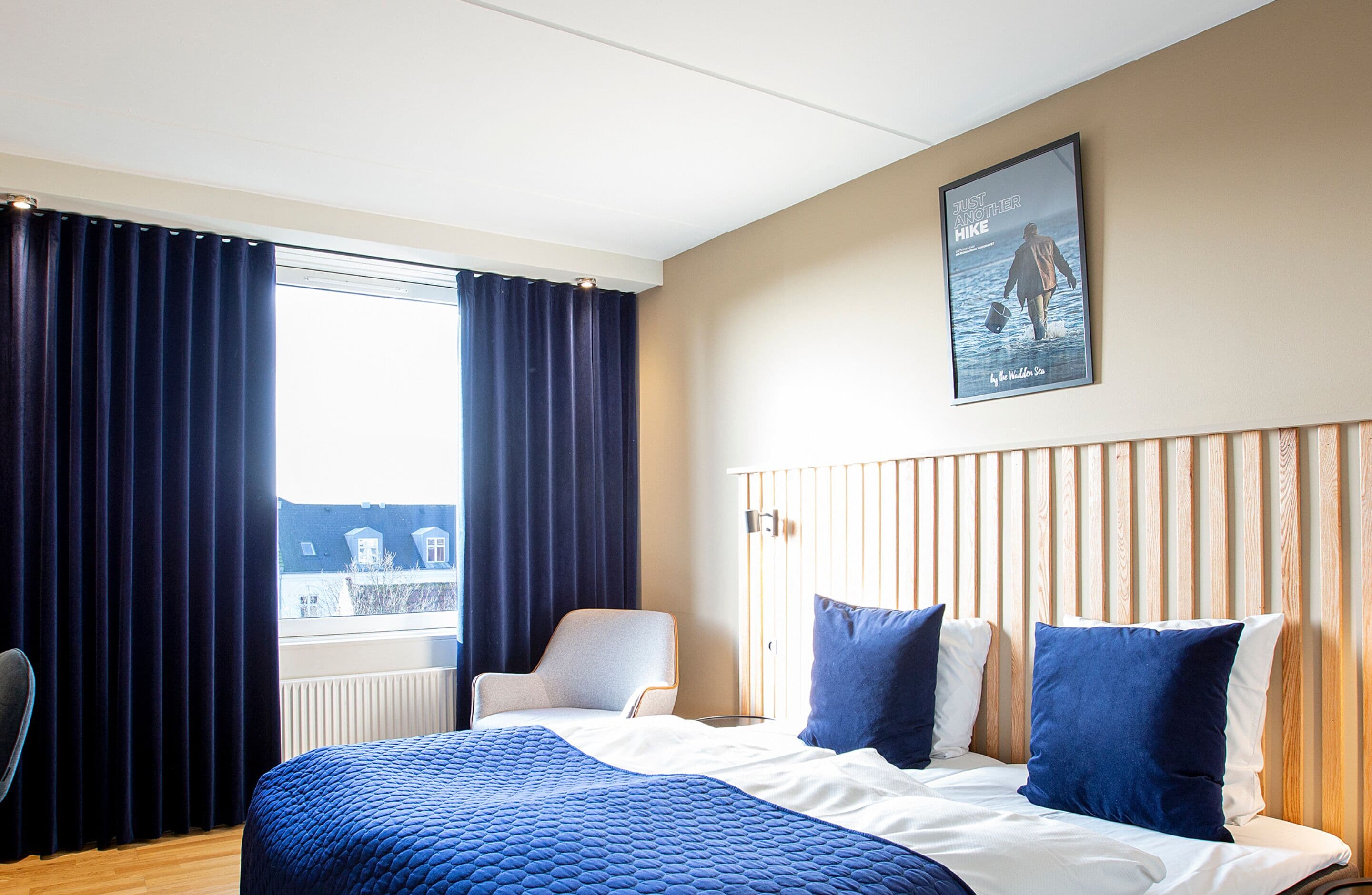 standard double room | 1 bedroom, hypo-allergenic bedding, desk, laptop workspace