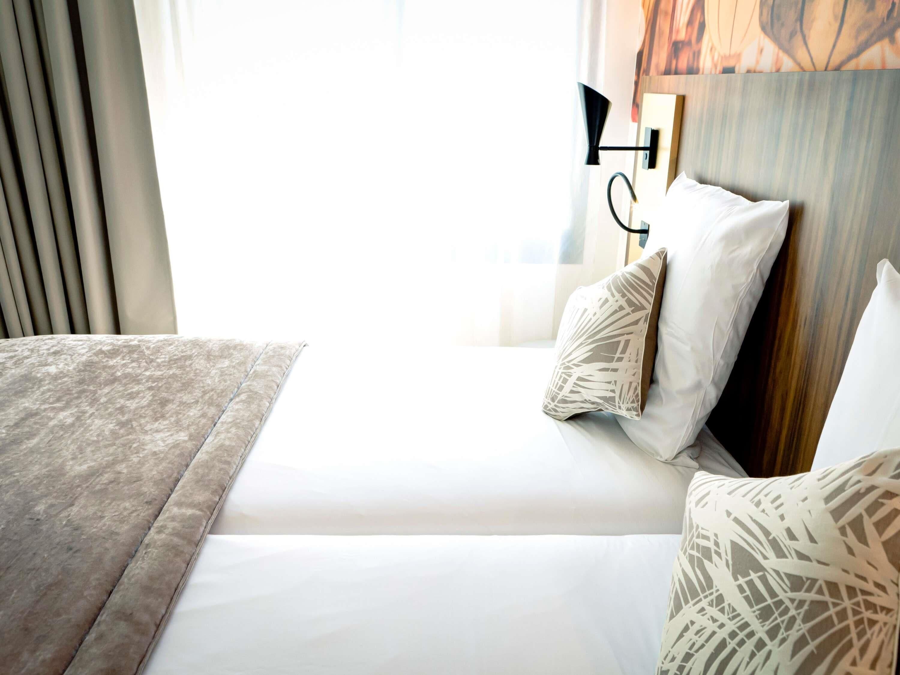 classic room, 2 single beds | premium bedding, memory-foam beds, minibar, in-room safe