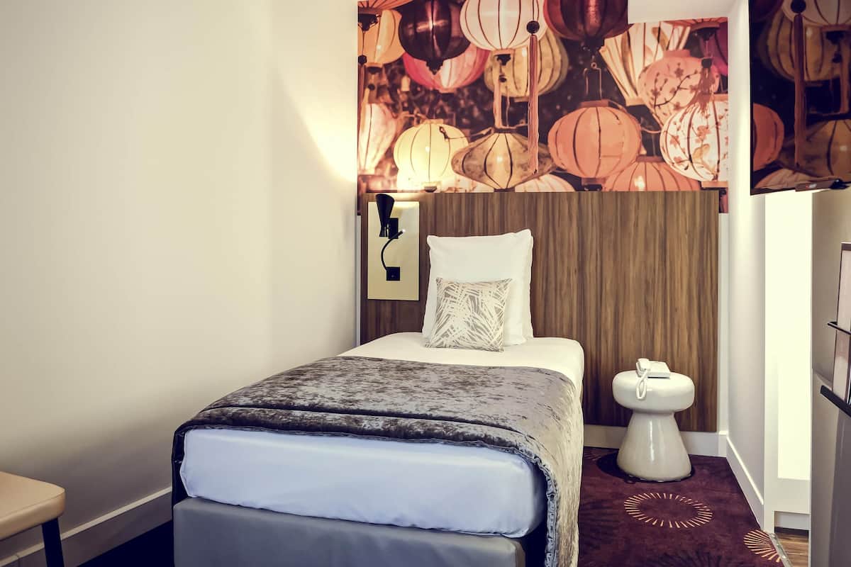 Habitación clásica, 1 cama individual | Ropa de cama de alta calidad, camas con efecto memoria y minibar