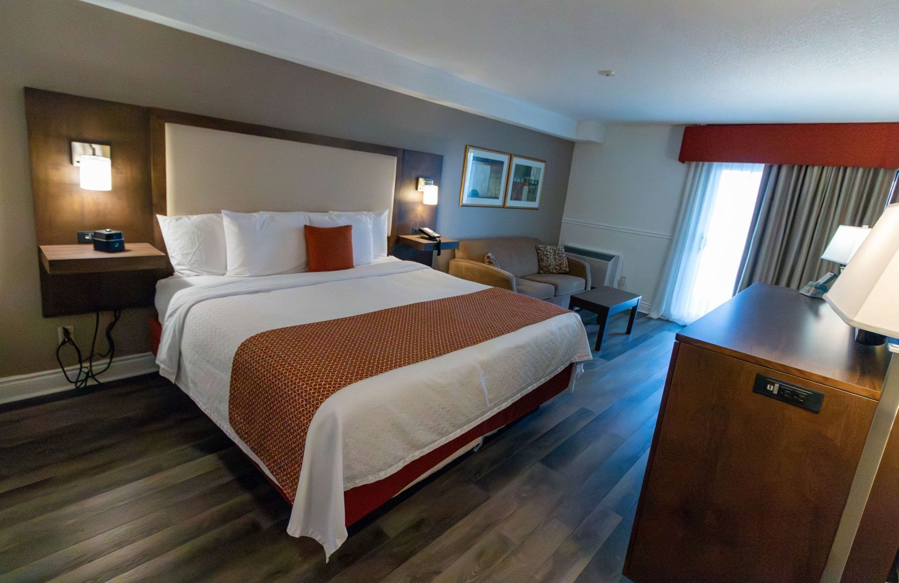 In-room safe, desk, iron/ironing board, free WiFi