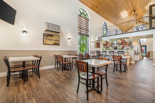 Best Western Smiths Falls Hotel