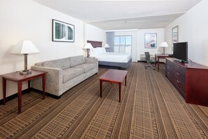 1 bedroom, hypo-allergenic bedding, in-room safe, desk