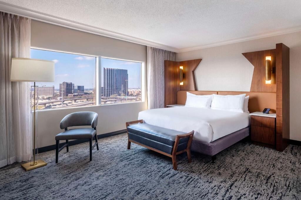 Premium bedding, pillowtop beds, in-room safe, desk