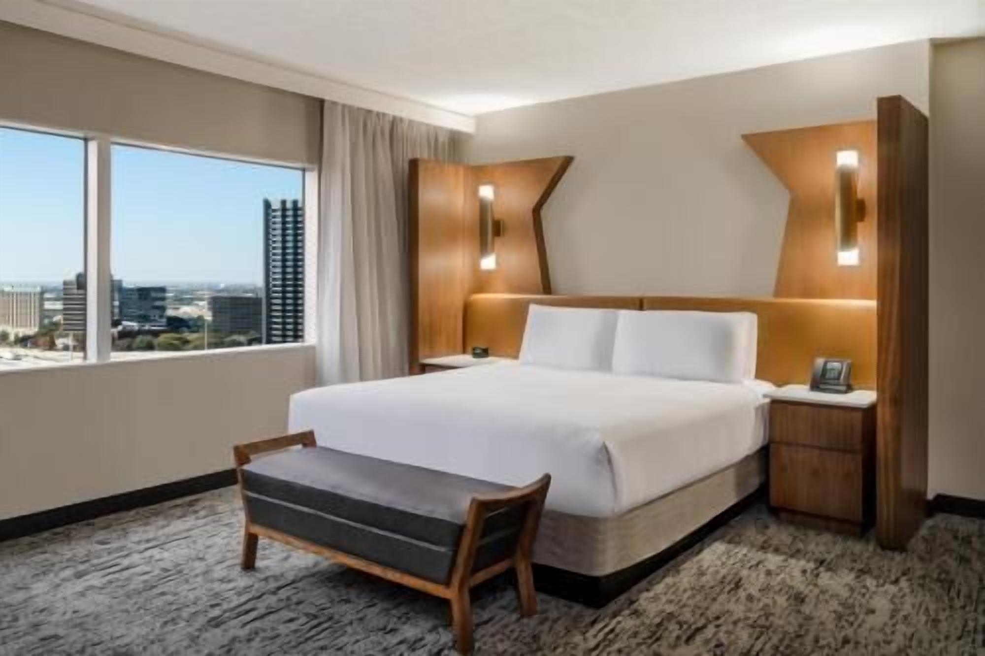 Premium bedding, pillowtop beds, in-room safe, desk