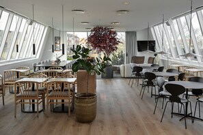 Lobby - Four Points Flex by Sheraton Køge (Koge)