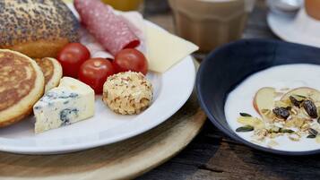 Daily buffet breakfast (DKK 139 per person)