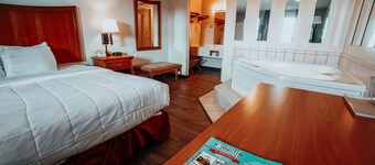 Lamplighter Inn & Suites - North