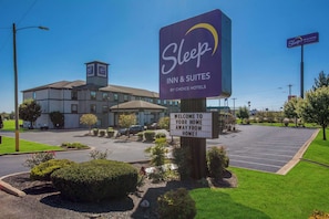 Exterior - Sleep Inn & Suites Cave City (Cave City)