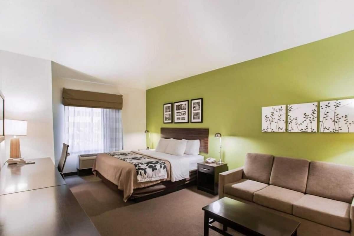 Pillowtop beds, desk, blackout drapes, iron/ironing board