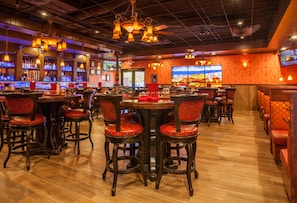 Serves dinner and happy hour