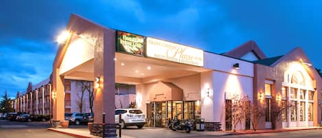 Façade de l’hébergement - soirée/nuit