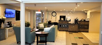 Copley Inn & Suites, Copley - Akron