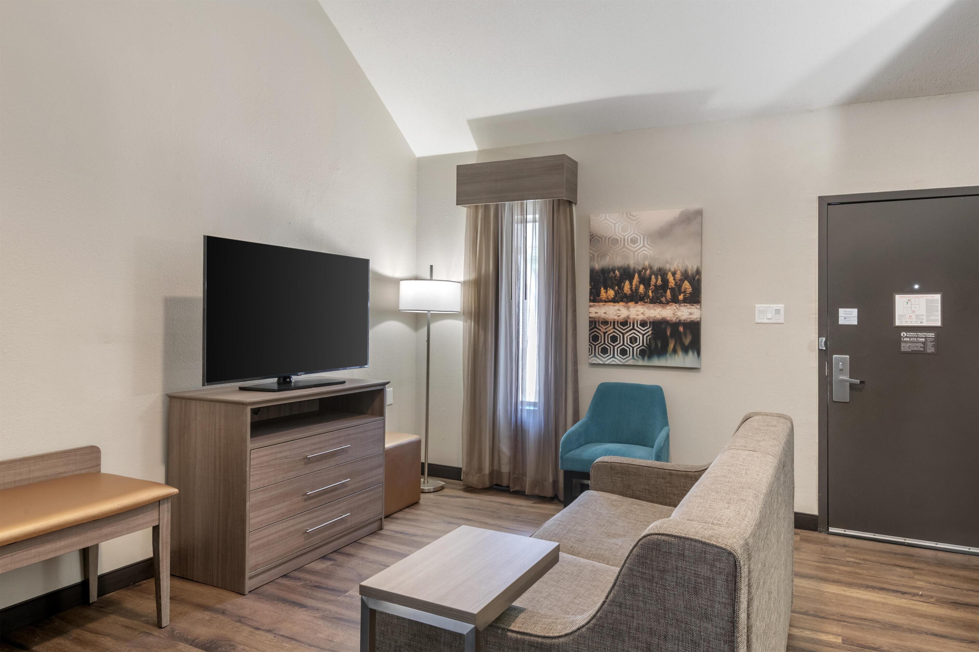 Suite, Multiple Beds, Non Smoking, Kitchen (with Sofabed) | Desk, laptop workspace, blackout drapes, iron/ironing board