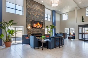Interior - Days Inn by Wyndham St. Louis Lindbergh Boulevard (St. Louis)
