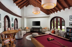 Lounge - Mango Bay All Inclusive (Holetown)