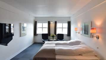 Standard Double or Twin Room | Hypo-allergenic bedding, free WiFi, bed sheets