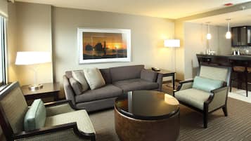 Hypo-allergenic bedding, pillowtop beds, desk, iron/ironing board