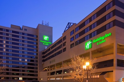 Holiday Inn & Suites Duluth Downtown by IHG