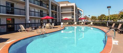 Außenpool (je nach Saison geöffnet)