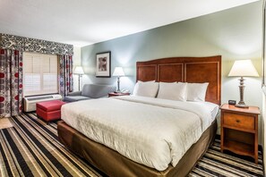 ルーム キングベッド 1 台 禁煙 | デスク、遮光カーテン、アイロン / アイロン台、ベビーベッド (無料)