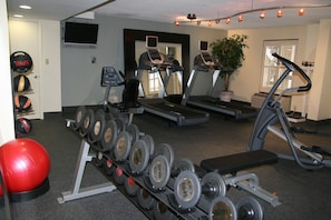 Fitness facility - Clarion Pointe Huntsville Research Park (Huntsville)