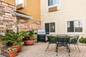 BBQ/picnic area