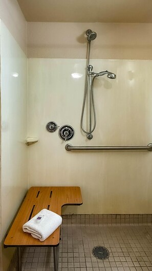Baño para personas con discapacidad