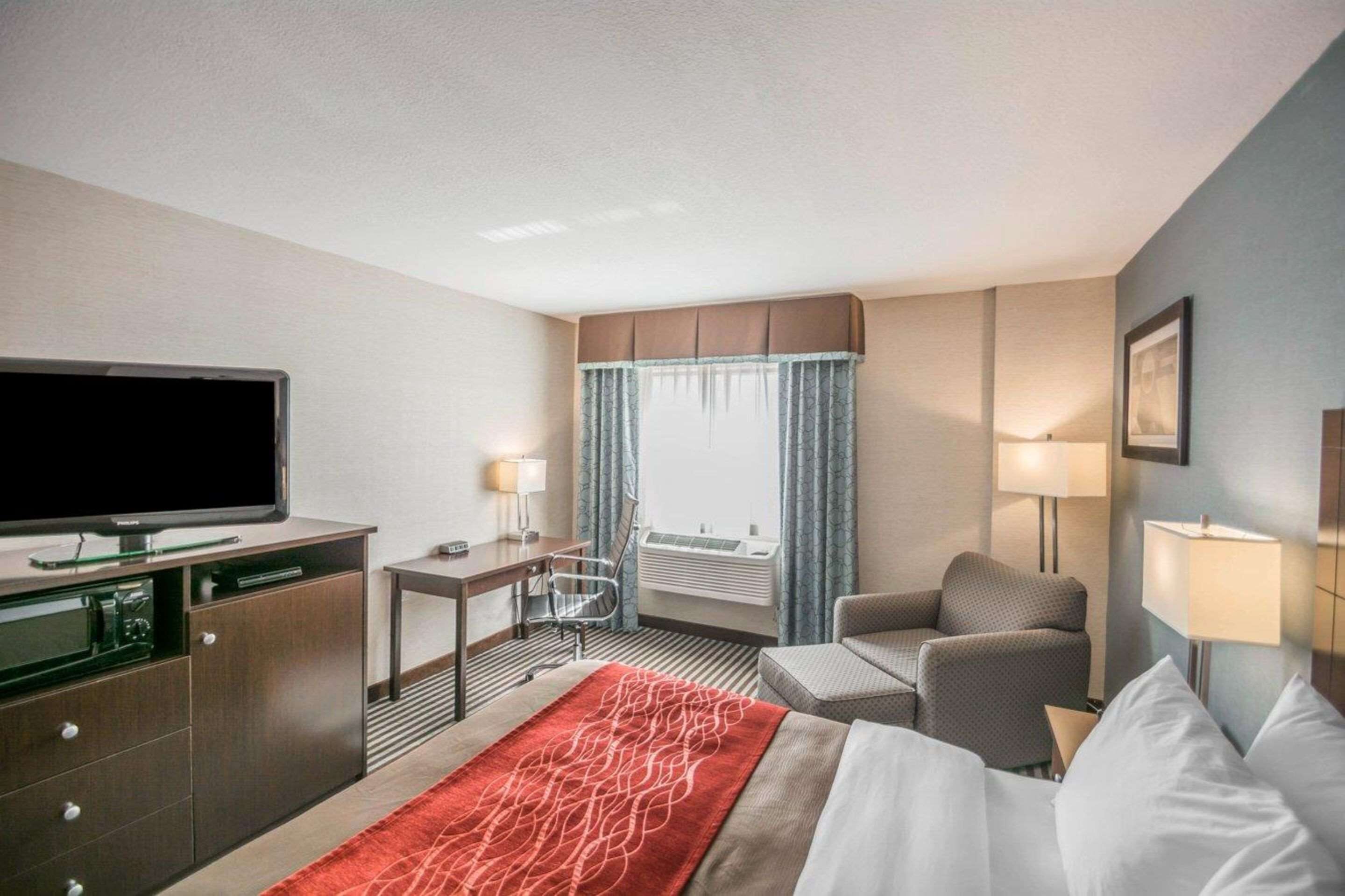 premium bedding, pillow-top beds, desk, blackout curtains