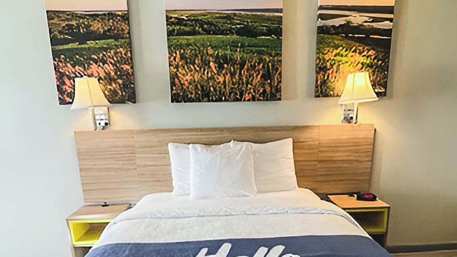 Days Inn by Wyndham Salina South