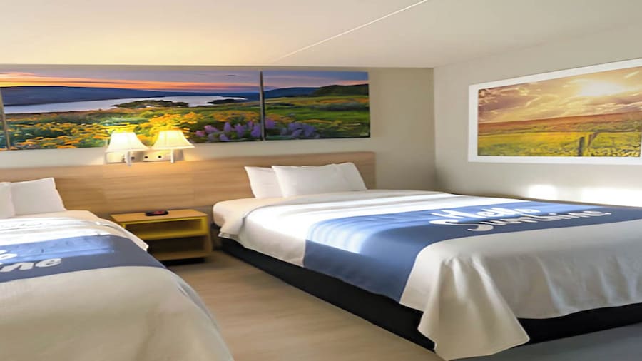 Days Inn by Wyndham Salina South