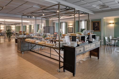 Desayuno buffet incluido todos los días
