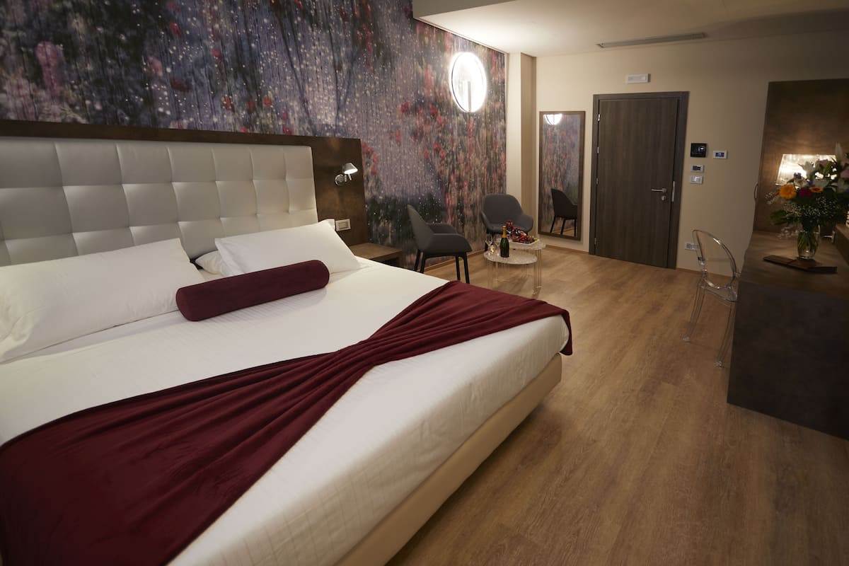 Literie de qualité supérieure, couette en duvet d'oie, minibar