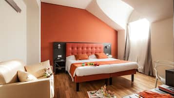 Premium bedding, down comforters, minibar, in-room safe