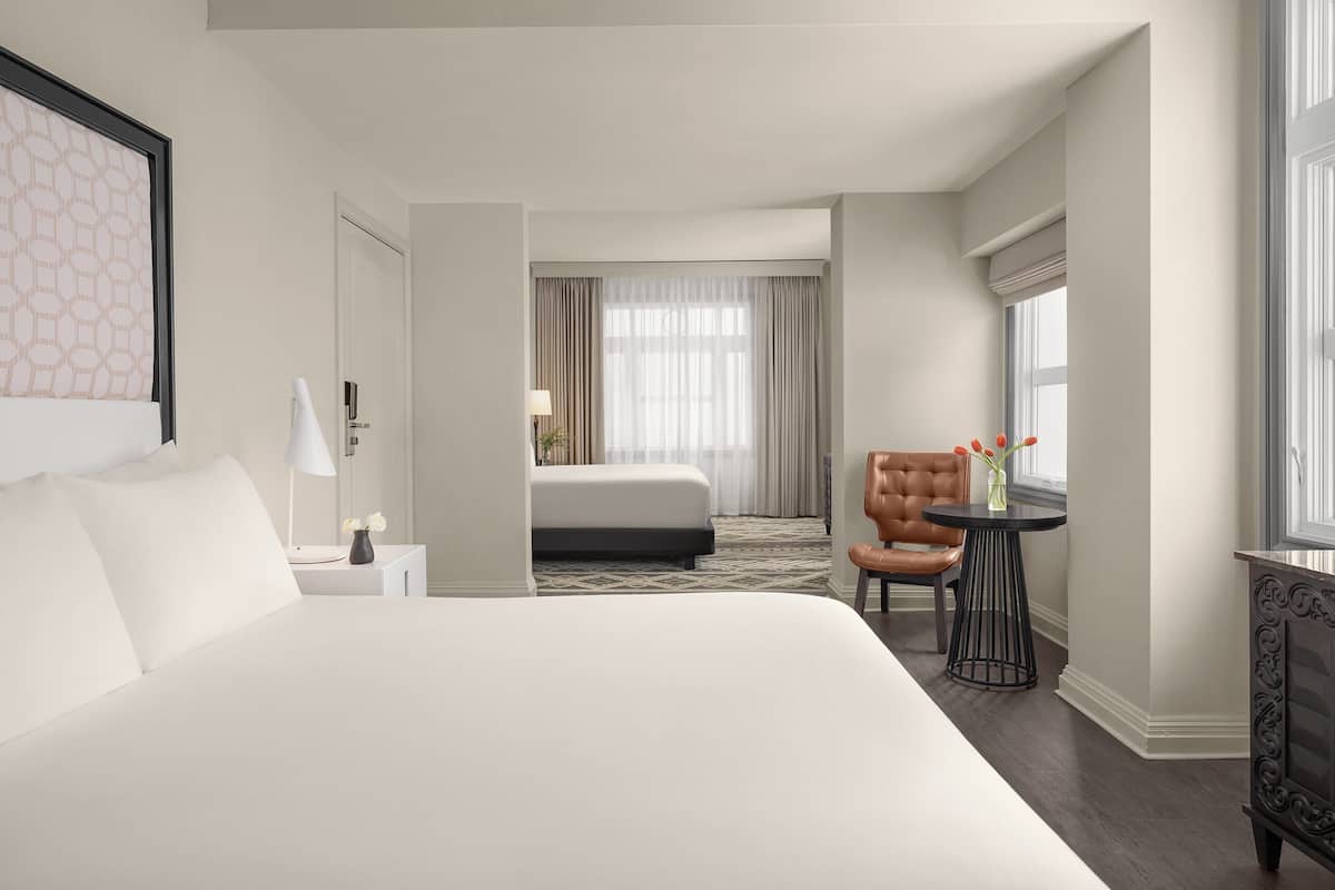 Hypo-allergenic bedding, in-room safe, desk, laptop workspace