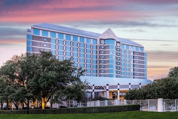 Hotel Exterior at Renaissance Dallas North Hotel