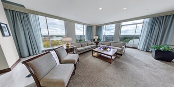 Executive Room, 2 Double Beds, Non Smoking, Executive Level | Premium bedding, pillowtop beds, in-room safe, desk at Renaissance Dallas North Hotel