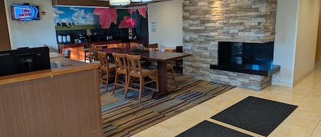 Petit déjeuner en libre-service compris tous les jours