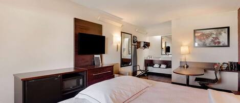 Schreibtisch, laptopgeeigneter Arbeitsplatz, Verdunkelungsvorhänge