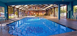 Indoor pool, seasonal outdoor pool, pool loungers