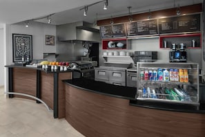 Petit déjeuner préparé sur commande servi tous les jours en supplément