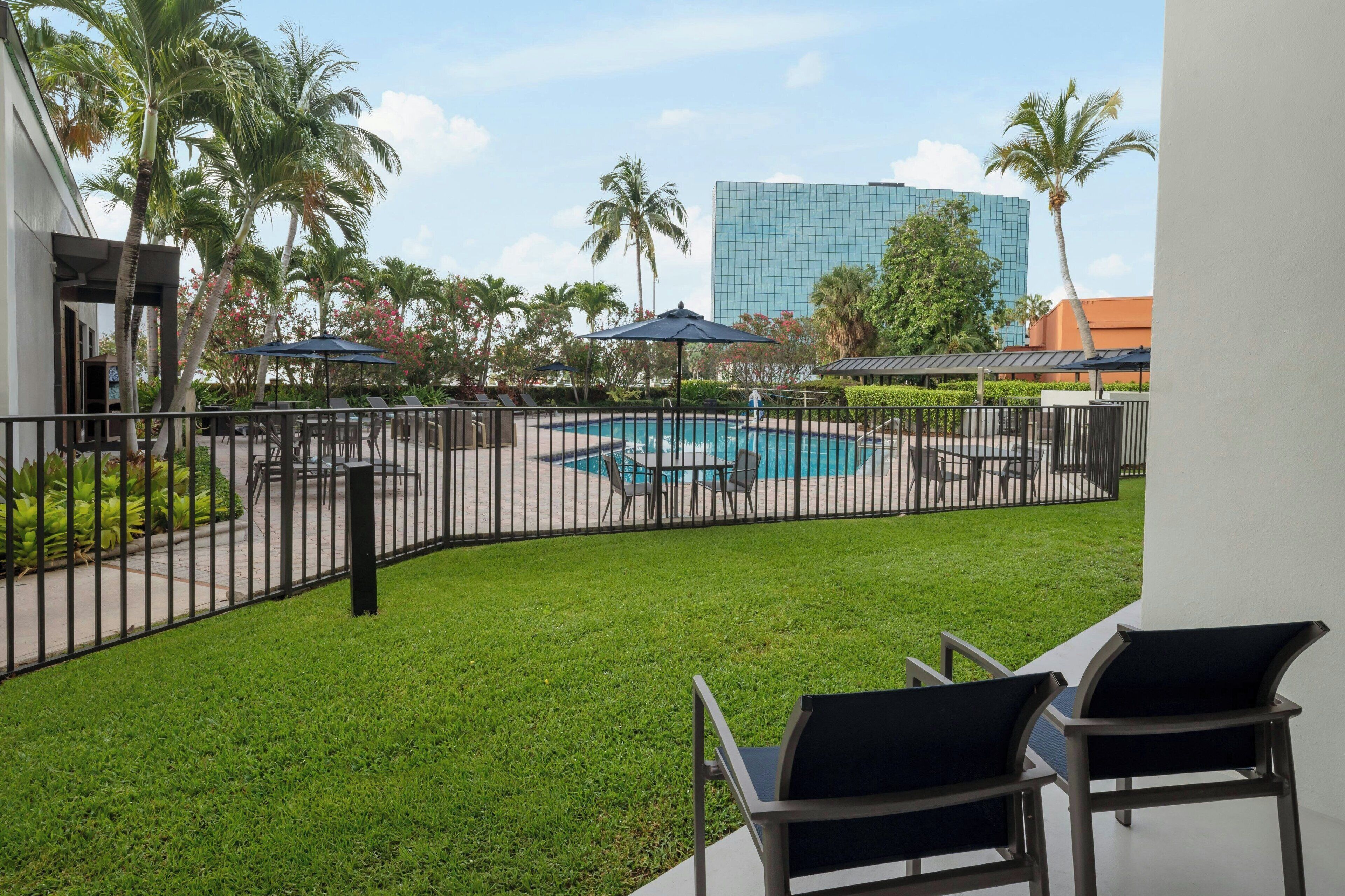 premium bedding, pillow-top beds, in-room safe, desk