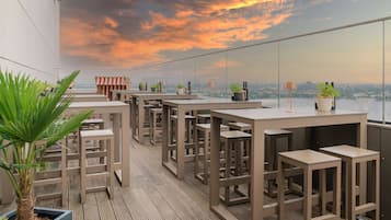 Bar (di hartanah)