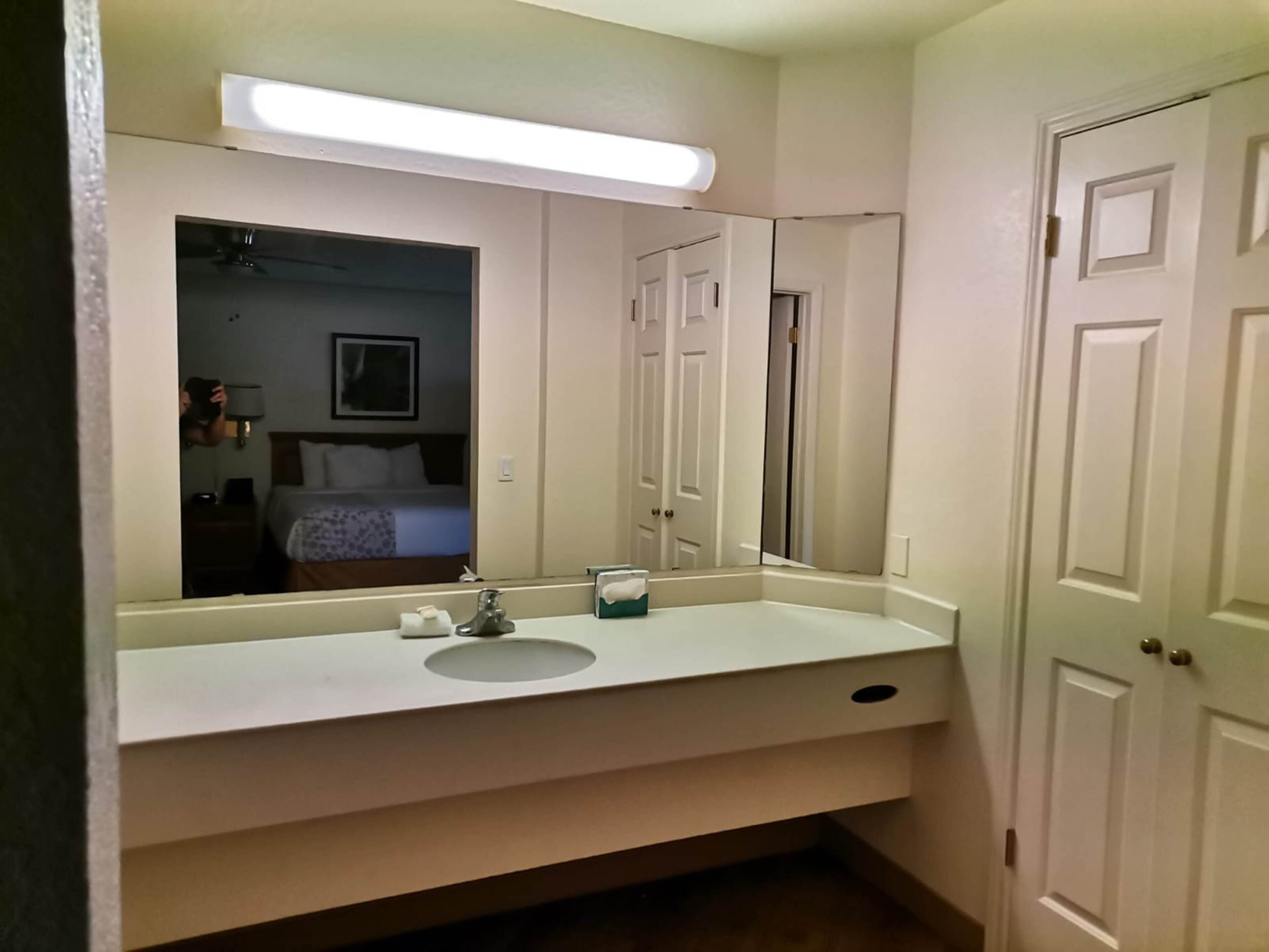 Foto - Super 8 by Wyndham San Antonio Near SeaWorld Ingram Park