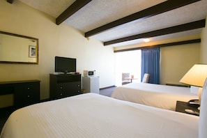 Standard Room, 2 Double Beds, Non Smoking | Room amenity