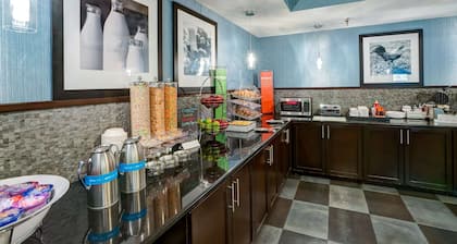 Hampton Inn State College